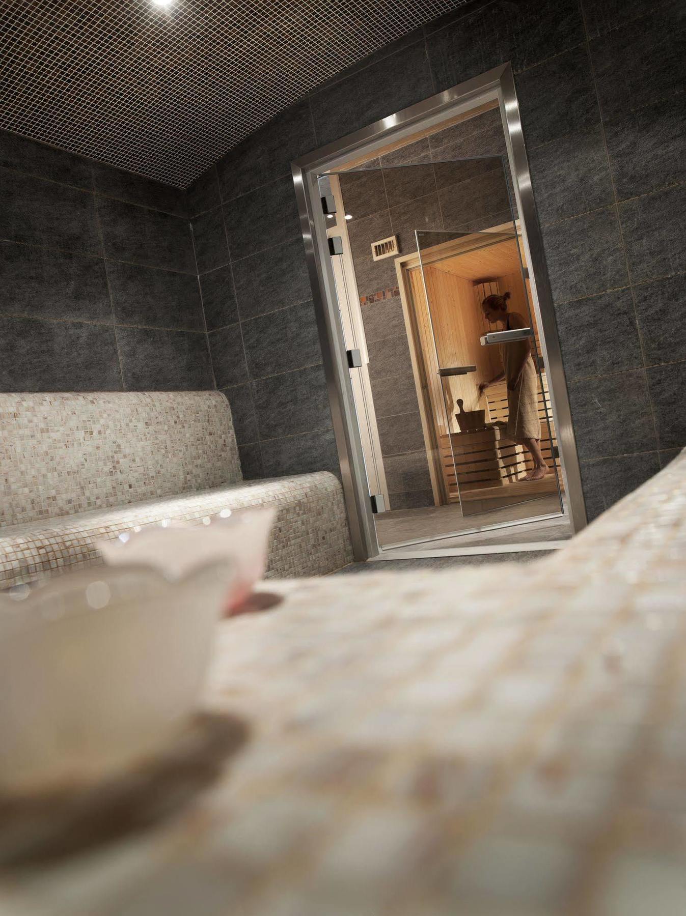 Cgh Residences & Spas Le Coeur D'or Aparthotel 4*